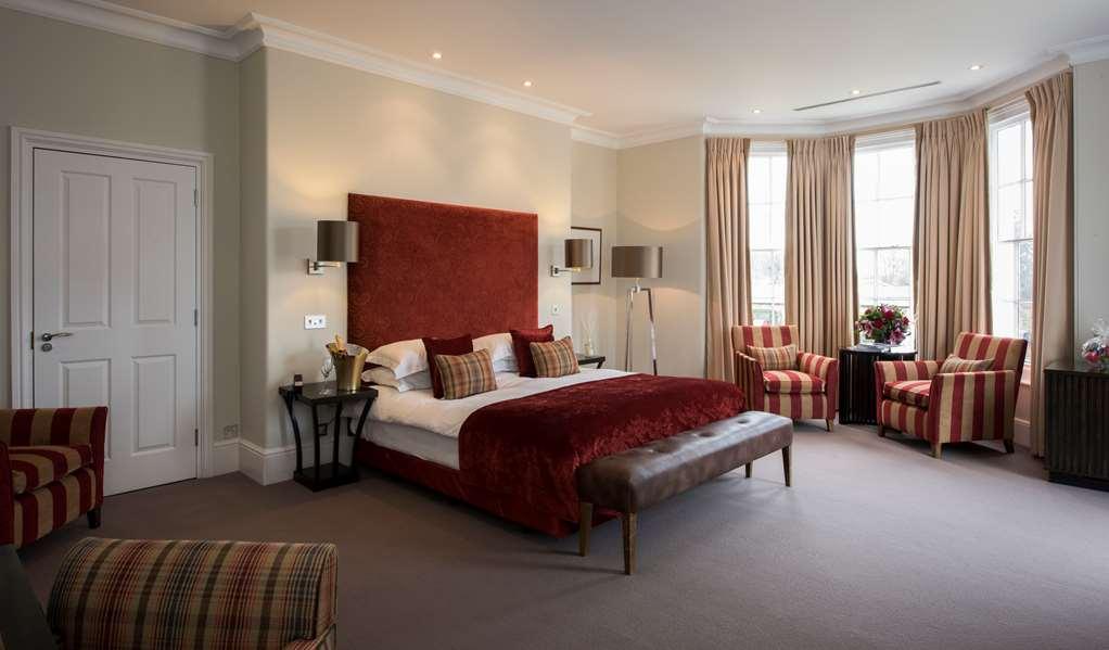 Bedford & Hotel